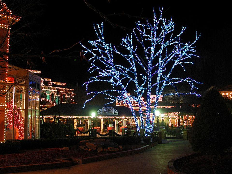 Dollywood Smoky Mountain Christmas Lights
